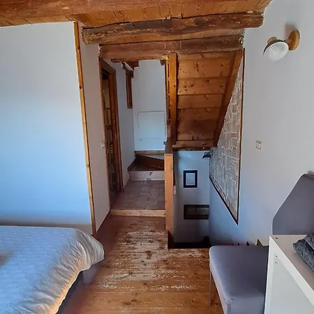 La Casetta Pasubio E Piccole Dolomiti Apartamento *